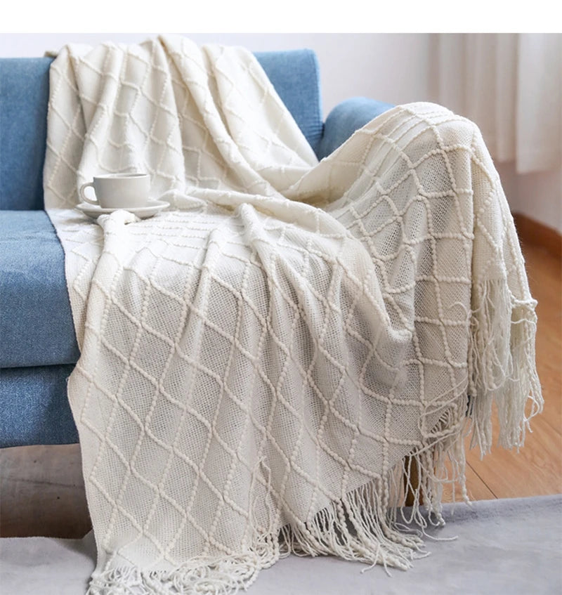 ARULA™ Chunky Woven Decorative Throw Blanket with Tassels