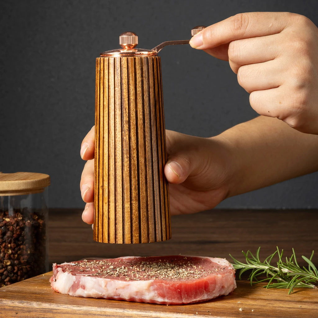 ARULA™ Pfeffermühle aus massivem Akazienholz